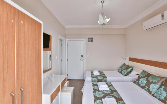 Фото отеля KAYAHAN HOTEL