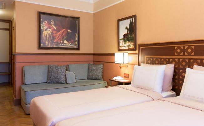 Фото отеля Lalahan Hotel
