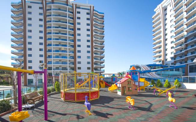 Фото отеля Azura Park Residence