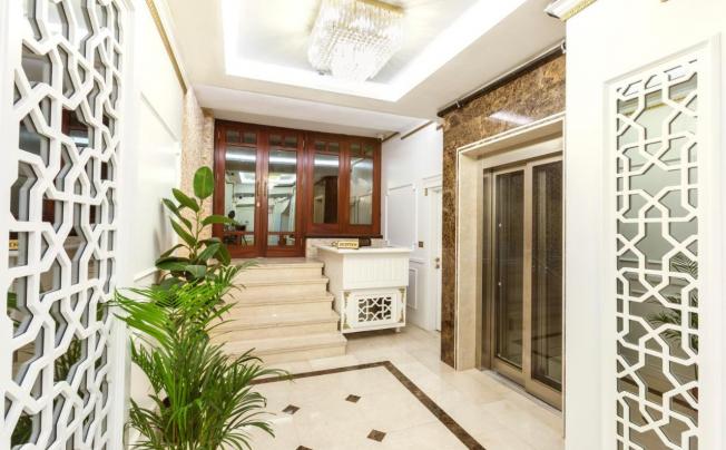 Фото отеля City Hall Hotel