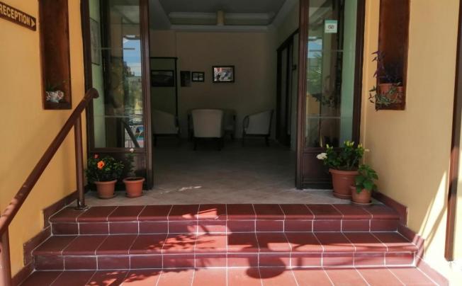 Фото отеля OYA FAMILY SUITES HOTEL