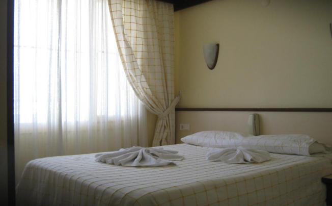 Фото отеля OYA FAMILY SUITES HOTEL