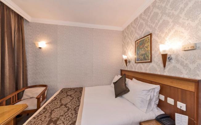 Фото отеля Lion Hotel