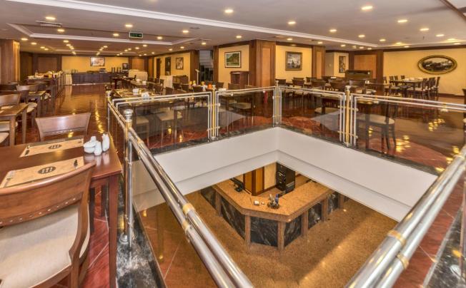 Фото отеля Lion Hotel