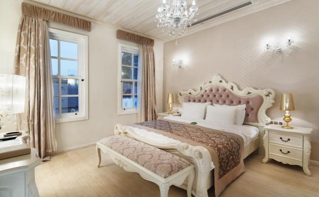 Фото отеля Elegance East Hotel
