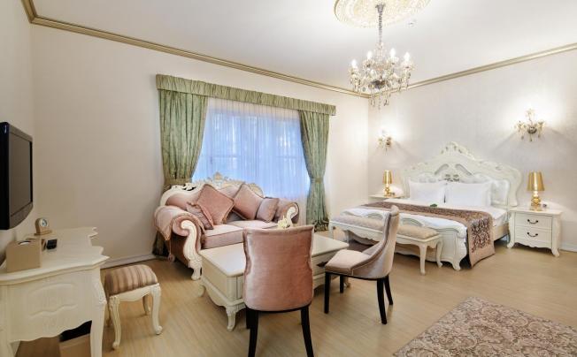 Фото отеля Elegance East Hotel