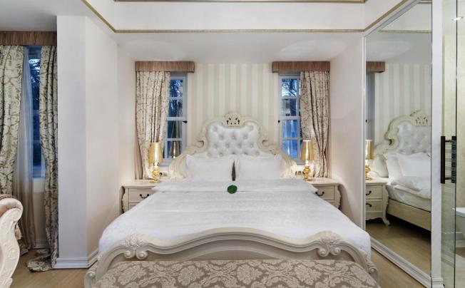 Фото отеля Elegance East Hotel