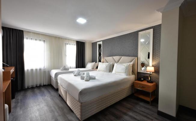 Фото отеля Almina Inn Hotel