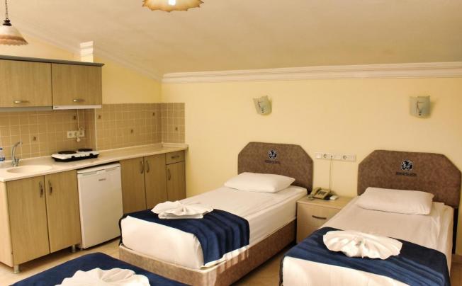 Фото отеля BERRAK SU HOTEL