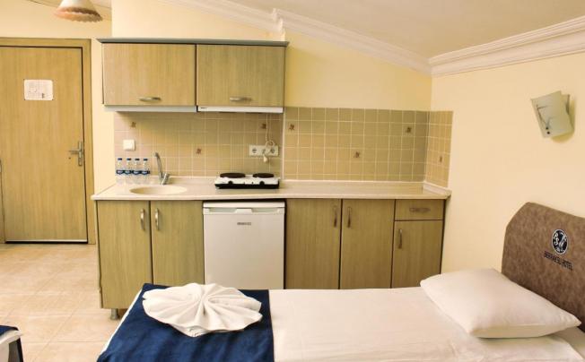 Фото отеля BERRAK SU HOTEL