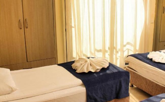 Фото отеля BERRAK SU HOTEL