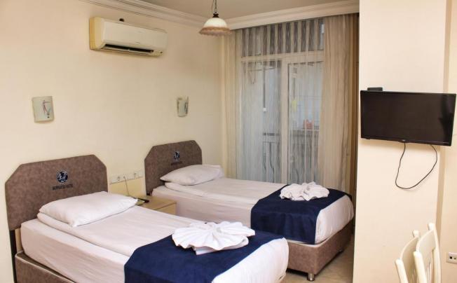 Фото отеля BERRAK SU HOTEL