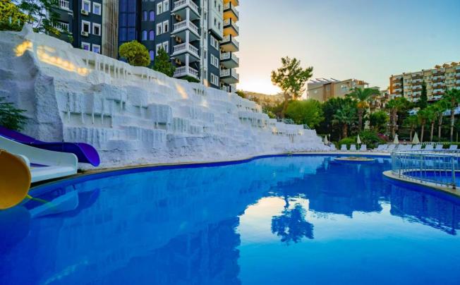 Фото отеля Fun Hill Resort Hotel