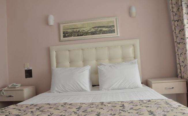 Фото отеля Huxley Hotel Old City