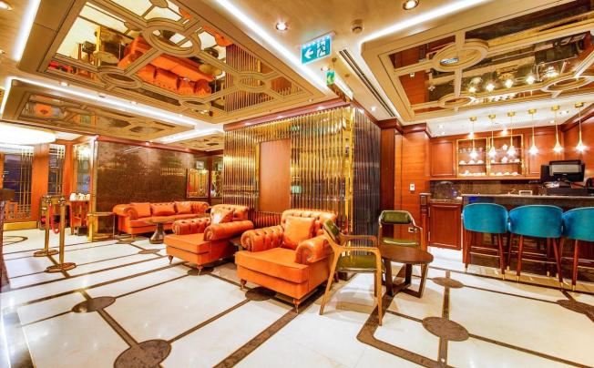 Фото отеля MANORS HOTEL