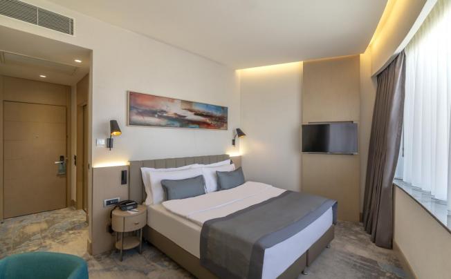 Фото отеля CROWNE PLAZA CAPPADOCIA - NEVSEHIR