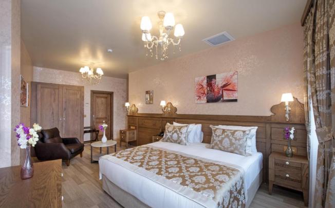 Фото отеля Perapolis Hotel