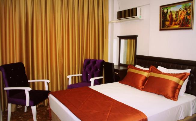 Фото отеля Kuk Hotel