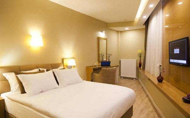 Фото отеля Grand Plaza Hotel