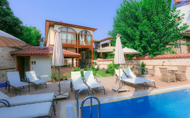 Фото отеля CHAR ME HOTEL