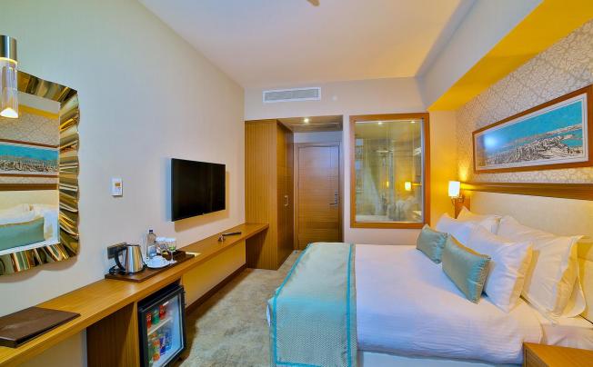 Фото отеля Momento Golden Horn Hotel