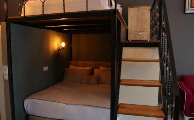 Фото отеля Artist Rooms Suites