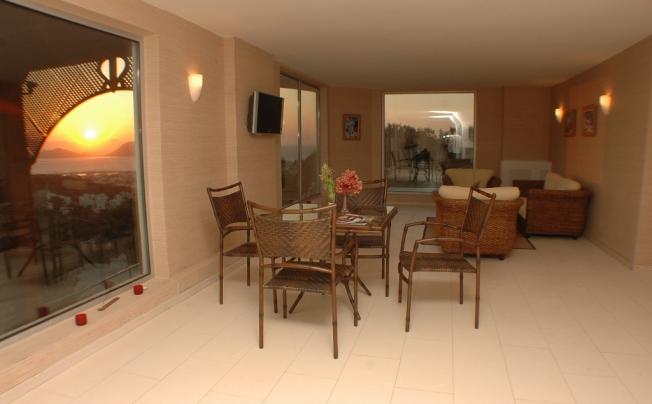 Фото отеля Roxx Suites & Deluxe Hotel