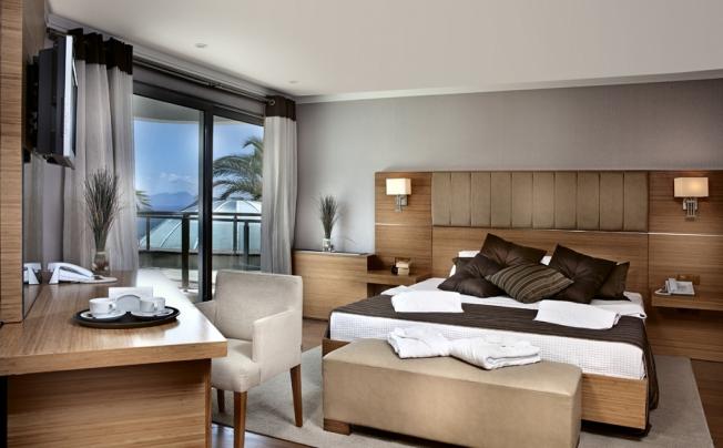 Фото отеля Roxx Suites & Deluxe Hotel