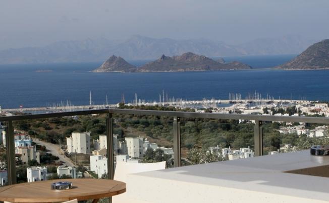 Фото отеля Roxx Suites & Deluxe Hotel