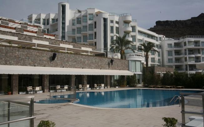 Фото отеля Roxx Suites & Deluxe Hotel