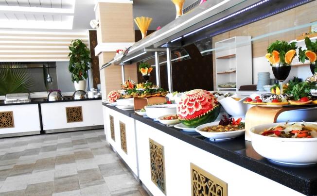 Фото отеля Roxx Suites & Deluxe Hotel