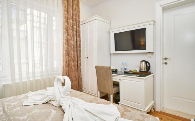 Фото отеля BEYAZIT PALACE HOTEL