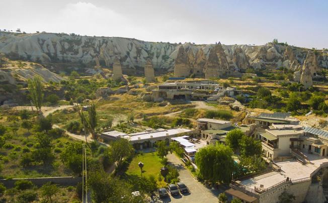 Фото отеля Holiday Cave (ex. Flintstones Cave)