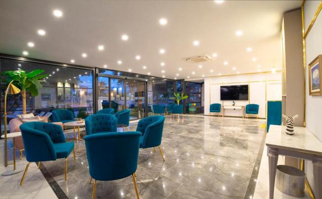 Фото отеля Leaf Port Hotel