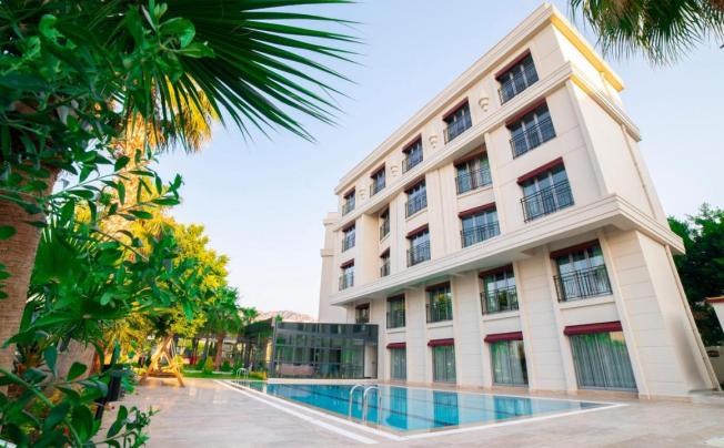 Фото отеля Leaf Port Hotel