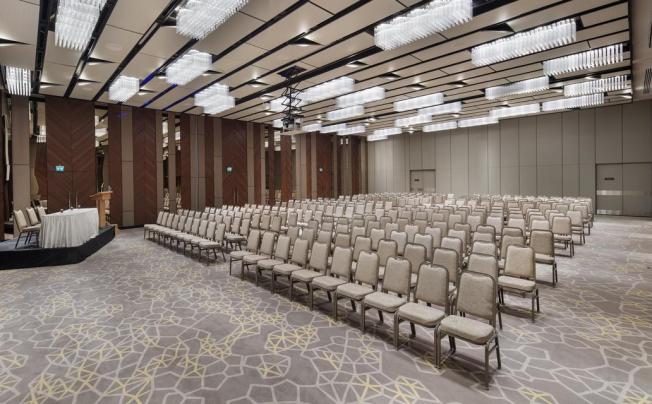 Фото отеля HILTON GARDEN INN ISTANBUL ATATURK AIRPORT