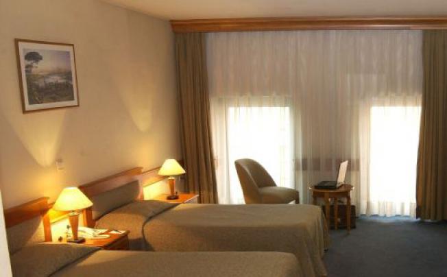 Фото отеля Euro Plaza hotel