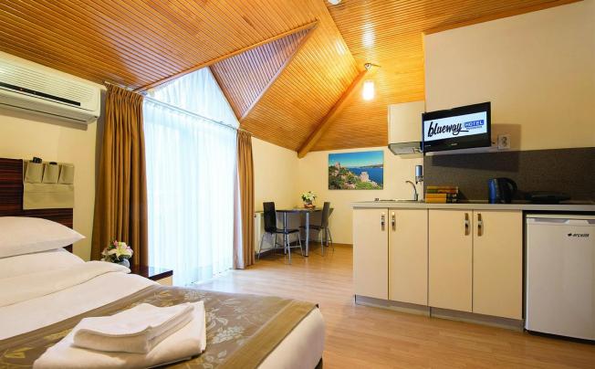 Фото отеля Blueway Hotel & Residence