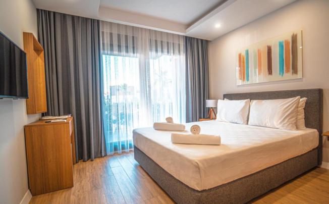 Фото отеля Veranda Beach Suites