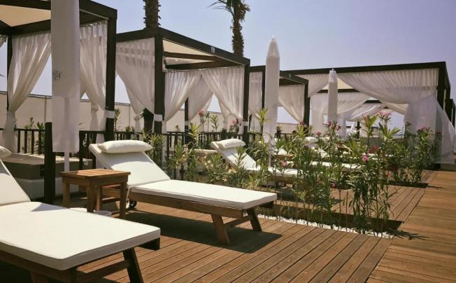 Фото отеля Veranda Beach Suites