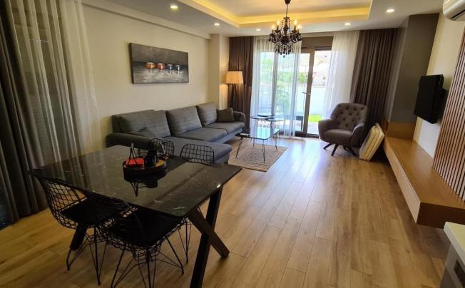 Фото отеля Veranda Beach Suites