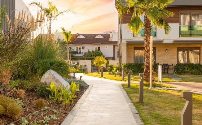 Фото отеля Veranda Beach Suites