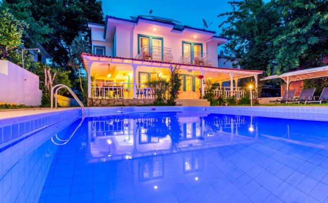 Фото отеля Calypso Cozy Suites