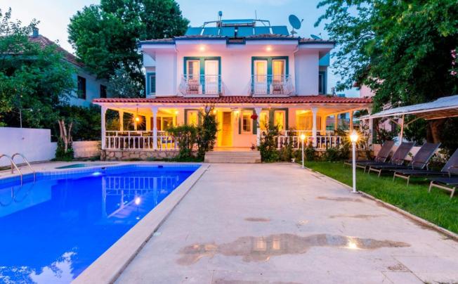 Фото отеля CALYPSO COZY SUITES