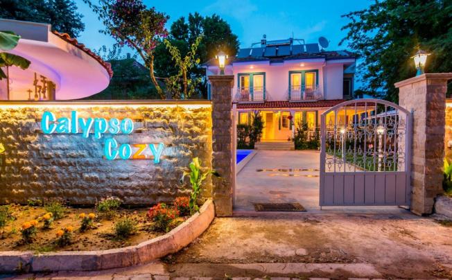 Фото отеля CALYPSO COZY SUITES