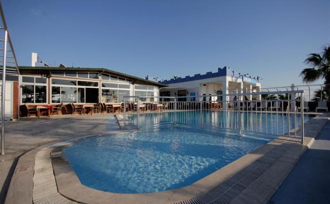 Фото отеля Sun & Sea Beach Hotel