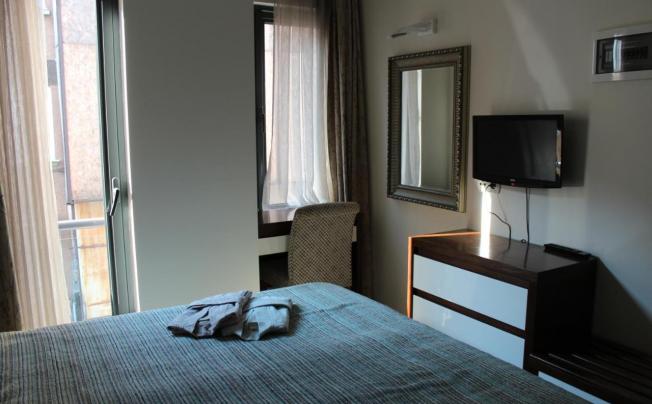 Фото отеля Stanpoli hostel