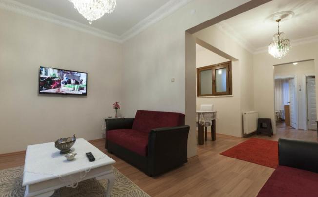 Фото отеля Zendy Suite Hotel