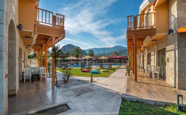 Фото отеля DALYAN LIVE SPA RESORT HOTEL