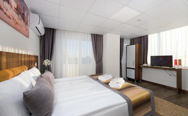 Фото отеля GRAND GULLUK HOTEL